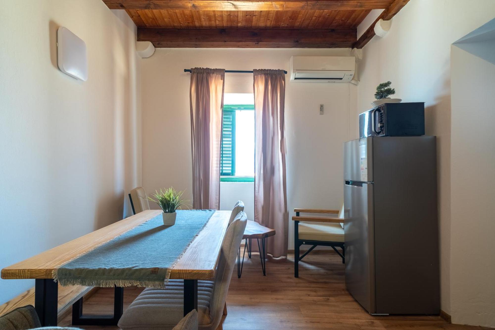 Old Stone House Aparthotel Mlini Exterior photo
